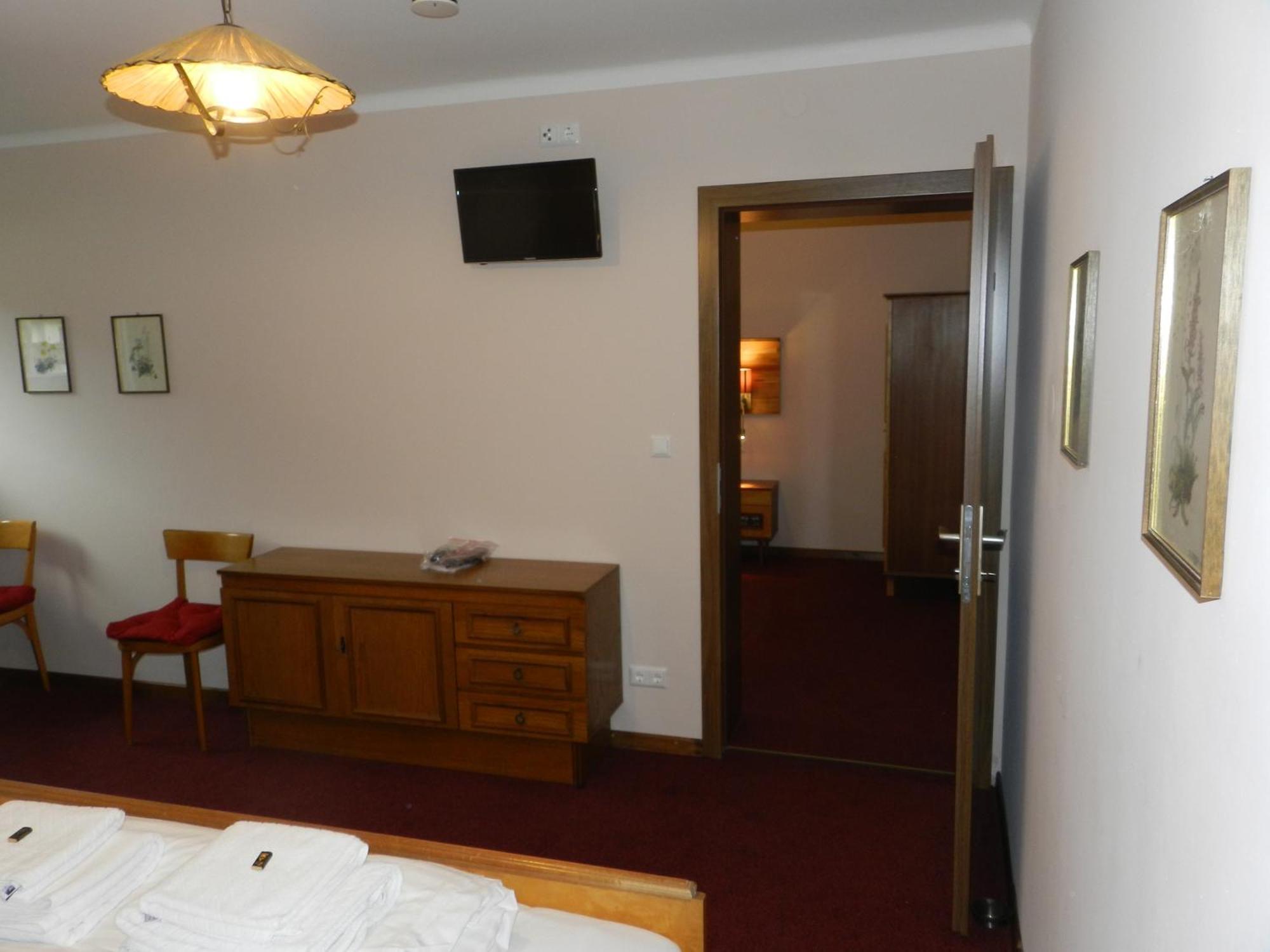Locus Malontina Hotel Гмюнд Номер фото