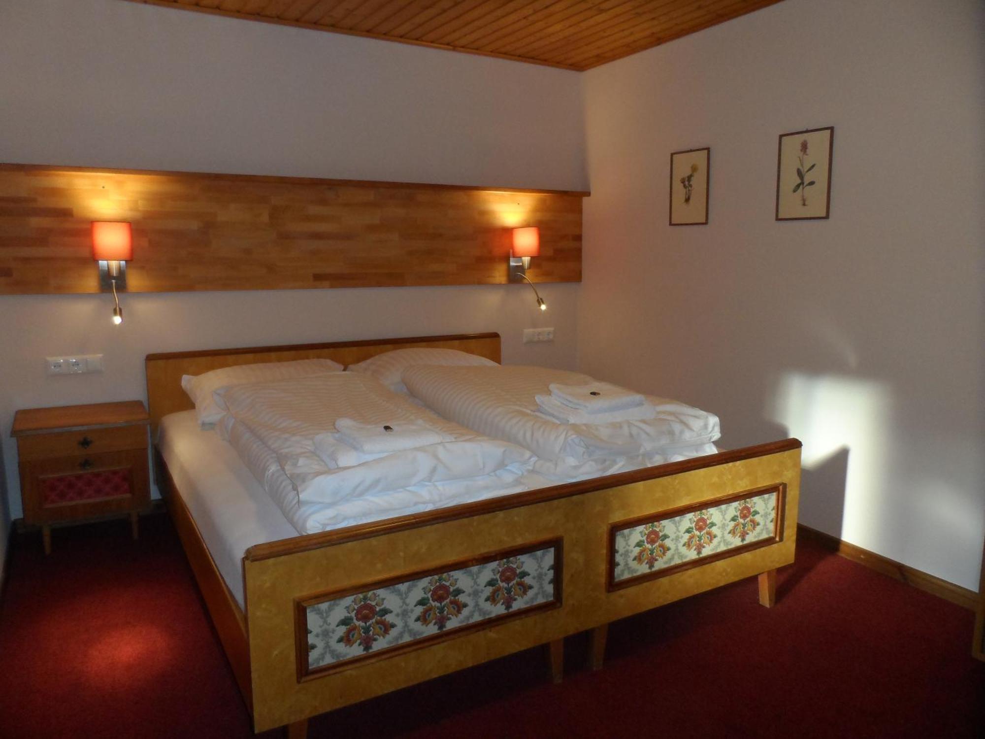 Locus Malontina Hotel Гмюнд Номер фото